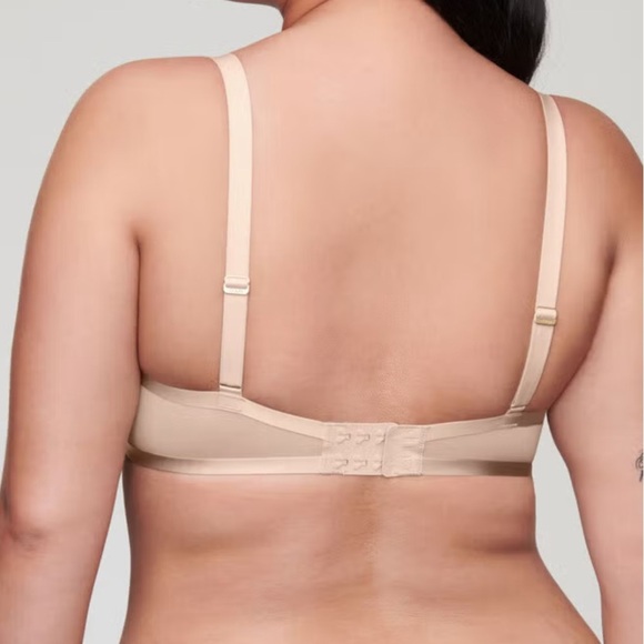 CUUP Plunge Bra Set in Sand - Picture 4 of 9